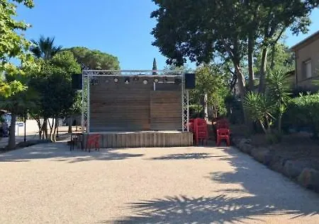 Mobil-home Climatise Pour 6 Personnes Camping *